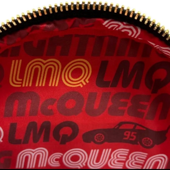 24HR DROP ⬇️ Loungefly Lightning McQueen Exclusive backpack - Picture 4 of 4